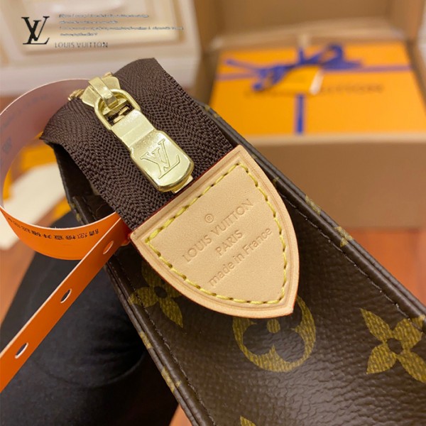 gucciaaa-38675-gallery-75461-0cb163453891b801 M47542 男女同款手包化妝包|簡約日常|商品實拍視角 04