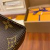 gucciaaa-38675-gallery-75469-8378c7207de96be7 M47542 男女同款手包化妝包|簡約日常|商品實拍視角 11