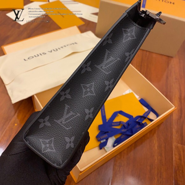 gucciaaa-38680-gallery-75530-4b6c00d0aeb665c6 M61692 手包|簡約日常|商品實拍視角 04