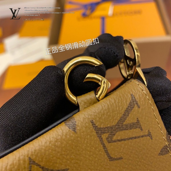 gucciaaa-38681-gallery-75539-45ef2d3451739f77 M68756 三合一手包|簡約日常|商品實拍視角 04