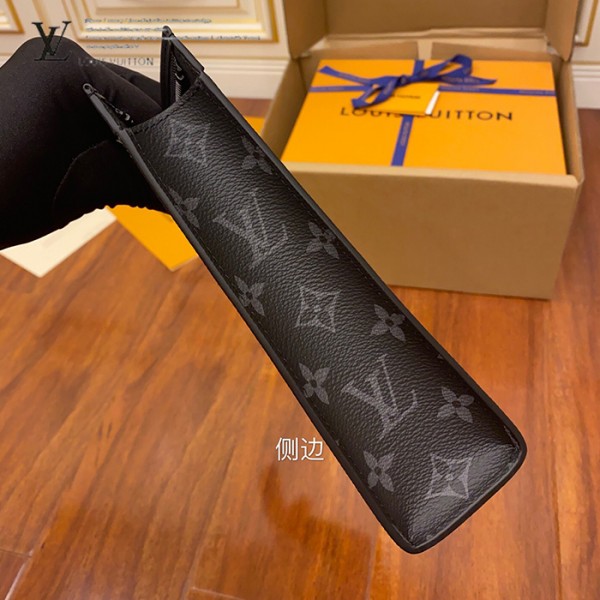 gucciaaa-38682-gallery-75556-7547a02d403b04db M69535 男士手包|簡約日常|商品實拍視角 07