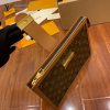 gucciaaa-38689-gallery-75634-949812596009fb5f M69184 手包化妝包|簡約日常|商品實拍視角 10