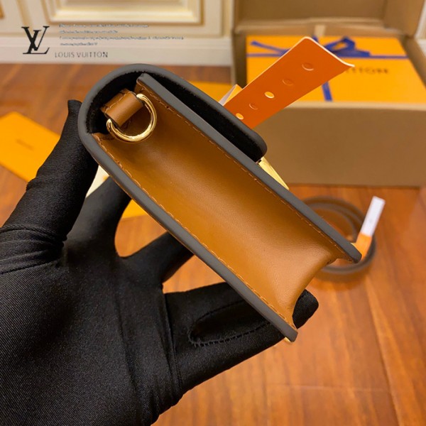 gucciaaa-38690-gallery-75651-955b7ff59138ac98 M68621 LV正品級達芙妮MINI郵差包