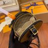 gucciaaa-38691-gallery-75654-9e2fec3ba04028c4 M68276 斜背包 圓餅包|簡約日常|商品實拍視角 02
