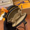 gucciaaa-38691-gallery-75666-09d1cc9e4ba257b2 M68276 斜背包 圓餅包|簡約日常|商品實拍視角 13