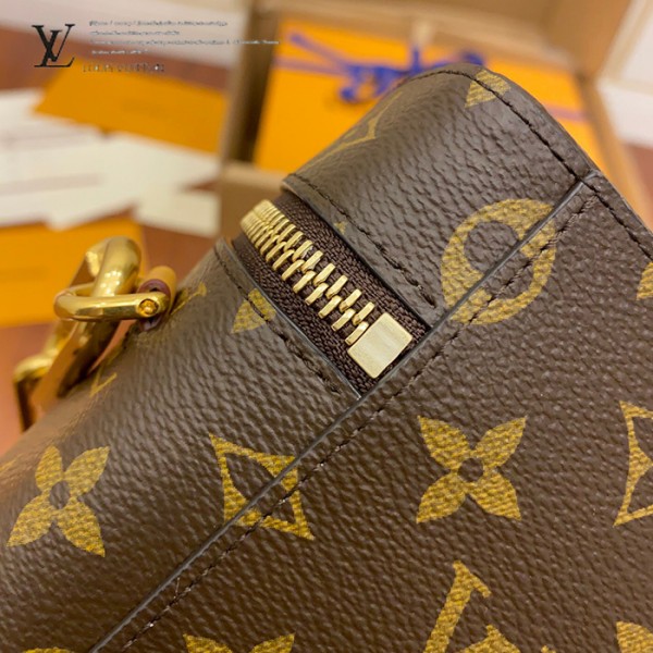 gucciaaa-38693-gallery-75696-a5fdb28d0300d423 M44914 手機包|簡約日常|商品實拍視角 11