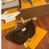 gucciaaa-38694-gallery-75702-5344d9a2891baf41 M43644 男女同款胸包腰包|簡約日常|商品實拍視角 04