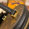 gucciaaa-38695-gallery-75718-4cb3604470ffcfad M43986 圓桶化妝包|簡約日常|商品實拍視角 06