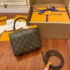 gucciaaa-38696-gallery-75741-46940eec05a73af6 M44797 手提斜背包|簡約日常|商品實拍視角 14