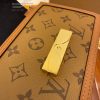 gucciaaa-38697-gallery-75744-30955b3630fe57f9 M68746 小號達芙妮郵差包|簡約日常|商品實拍視角 03