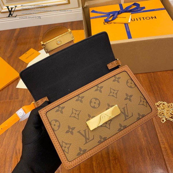 gucciaaa-38697-gallery-75746-666136b5bc71ee21 M68746 小號達芙妮郵差包|簡約日常|簡約日常實拍視角