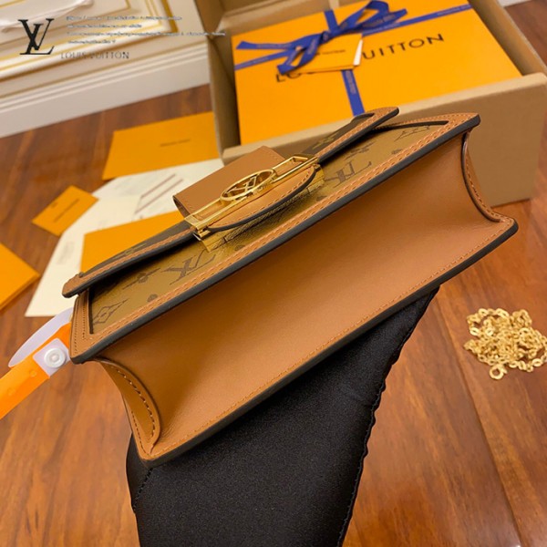gucciaaa-38697-gallery-75750-1836ac620a792797 M68746 小號達芙妮郵差包|簡約日常|商品實拍視角 09