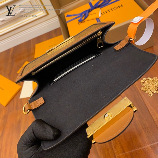 gucciaaa-38697-gallery-75752-884cf39fc3ec2543 M68746 小號達芙妮郵差包|簡約日常|商品實拍視角 10