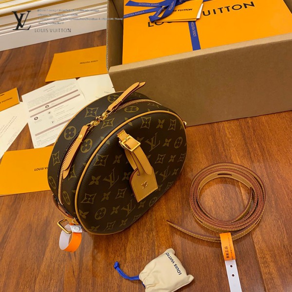 gucciaaa-38703-gallery-75820-960d2d8b92da4132 M52294 化妝包圓餅包|簡約日常|商品實拍視角 07