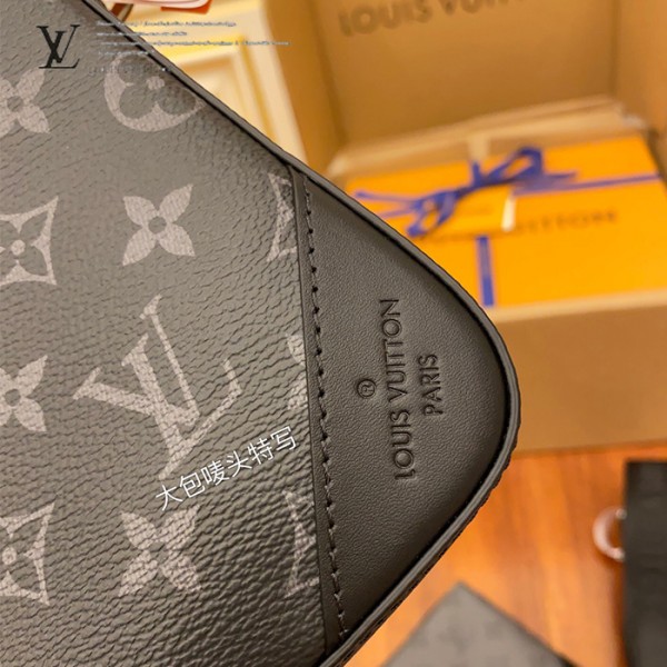 gucciaaa-38706-gallery-75853-2658b33878c7ed51 M69443 男士三合一郵差包|簡約日常|商品實拍視角 04