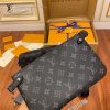 gucciaaa-38706-gallery-75858-a326cd9f880d9ebb M69443 男士三合一郵差包|簡約日常|使用場景與整體比例