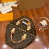 gucciaaa-38710-gallery-75919-bb63bc7edb6f8490 M41112 SPEEDY 30枕頭包|簡約日常|商品實拍視角 12