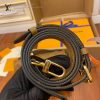 gucciaaa-38713-gallery-75959-e811a5ae1605636e M41465 拼色郵差包|簡約日常|商品實拍視角 06