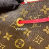 gucciaaa-38716-gallery-76011-b2d88f4662a65d64 M44021 水桶包|簡約日常|商品實拍視角 06