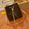gucciaaa-38717-gallery-76022-a9d5f19938084fa2 精選 M44022 水桶包|簡約日常|使用場景與整體比例