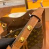 gucciaaa-38718-gallery-76027-22cf8205c6c92047 M44887 水桶包|簡約日常|商品實拍視角 04