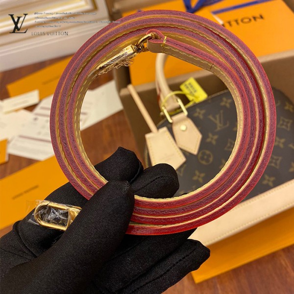 gucciaaa-38719-gallery-76035-880a0c236bd32df8 M53152 ALMA bb 貝殼包|簡約日常|簡約日常實拍視角