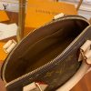 gucciaaa-38719-gallery-76044-15671ebbb797ab1f M53152 ALMA bb 貝殼包|簡約日常|商品實拍視角 13